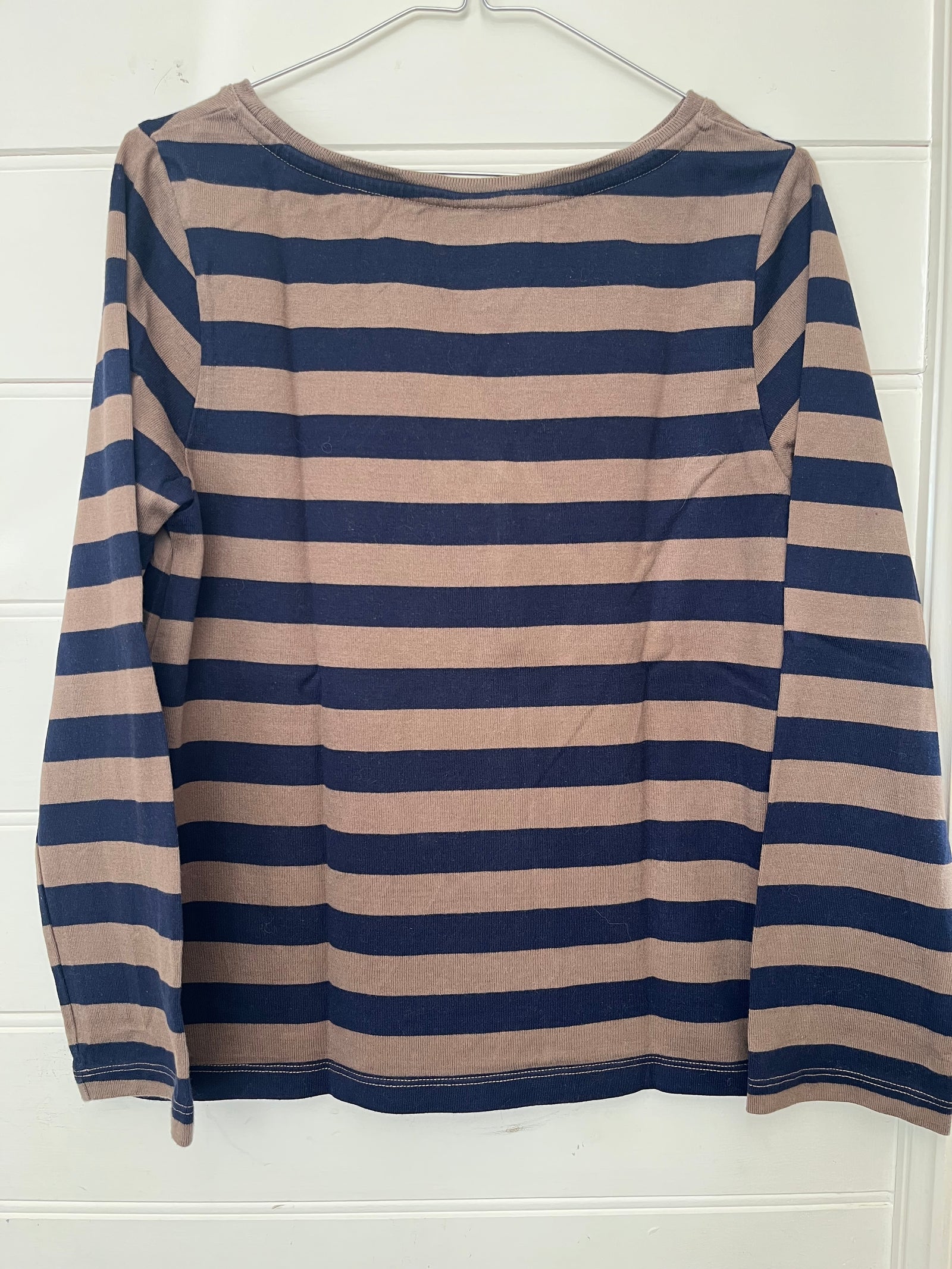 Breton Top