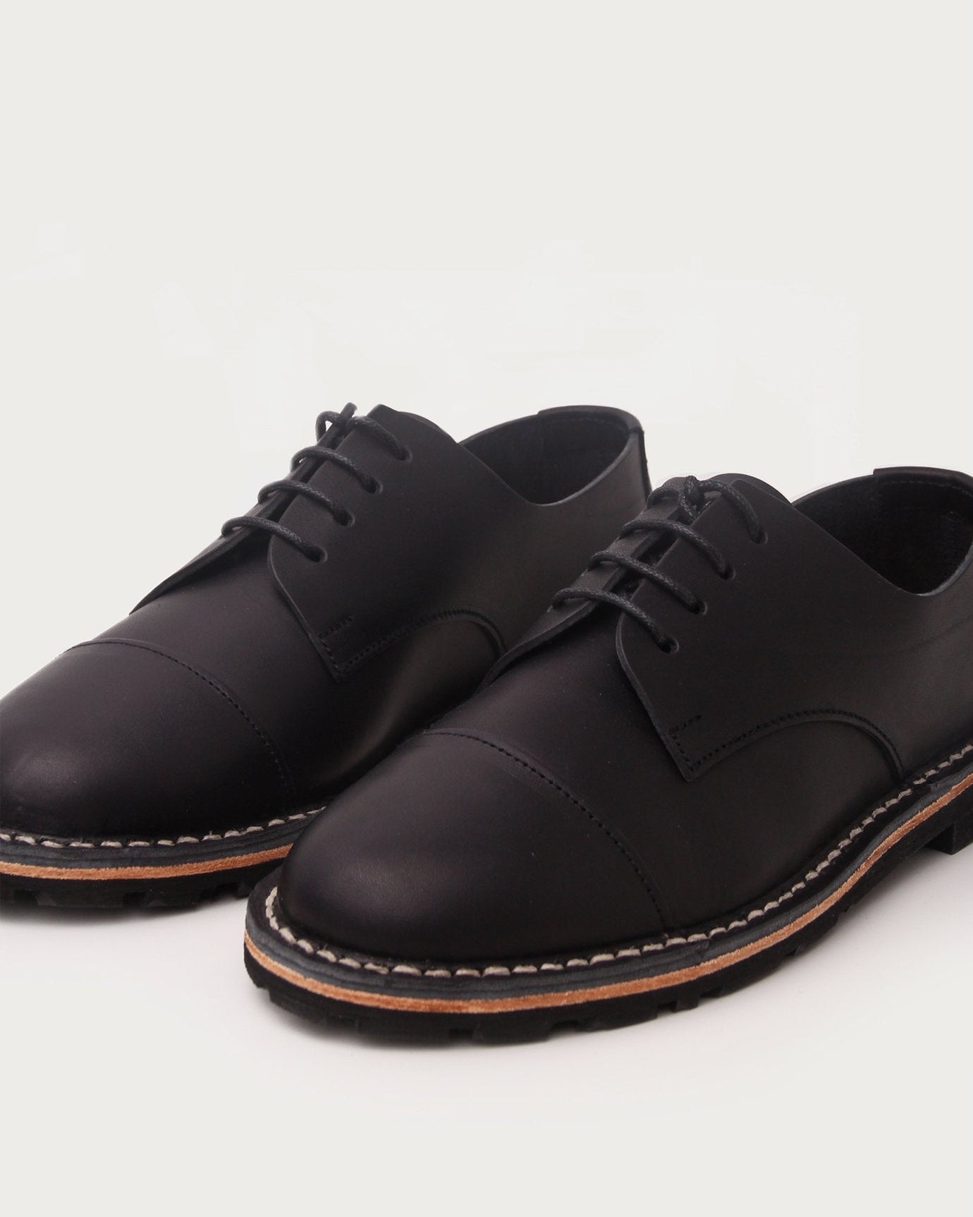 Artisanal Shoe 10/03