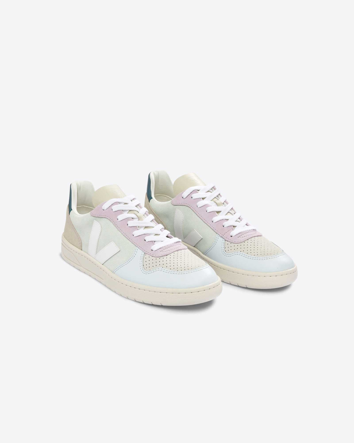 V-10 Suede