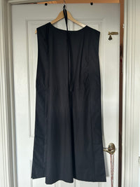 Raven Pinafore