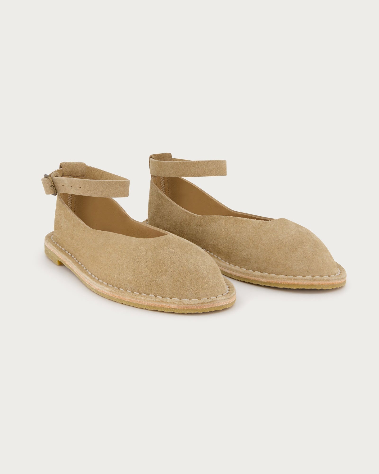 Artisanal Pumps 10/25