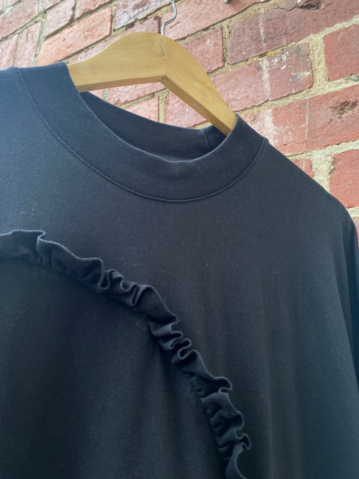 Frill Tee