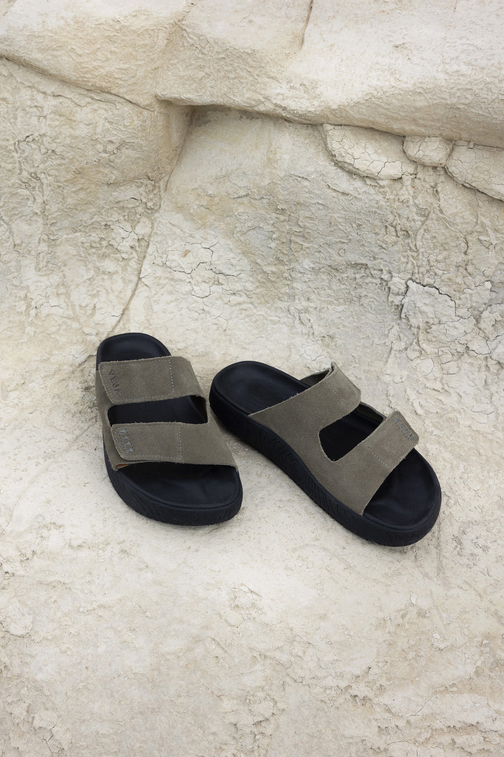 Etna Suede