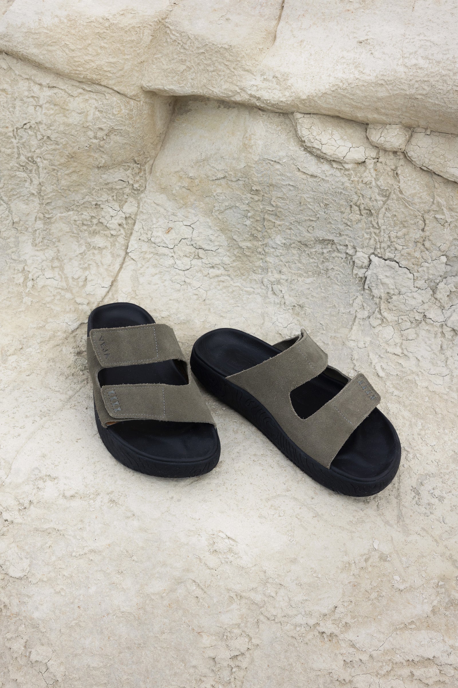 Etna Suede