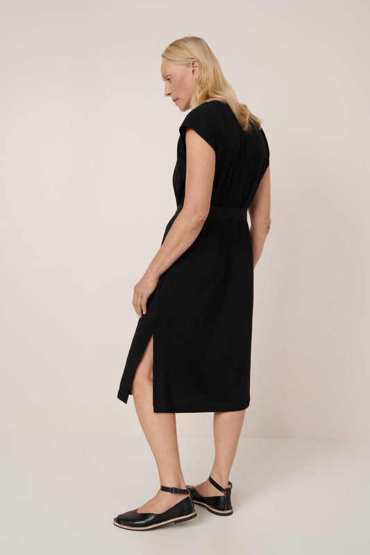 Form Dress