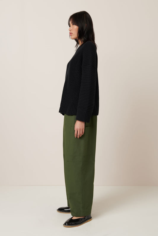 Outline Jumper