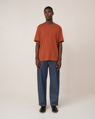 Model wearing size M