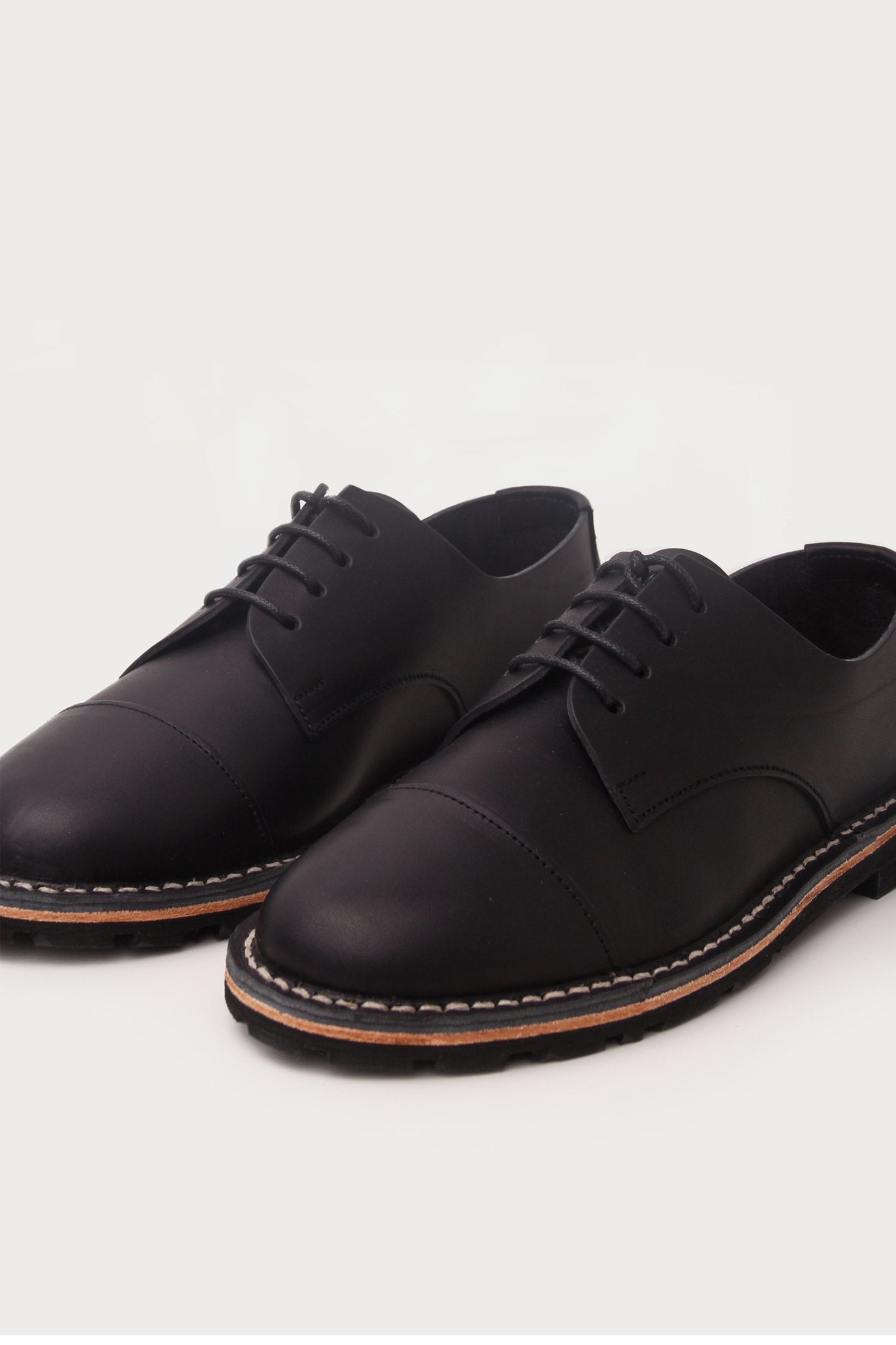 Artisanal Shoe 10/03