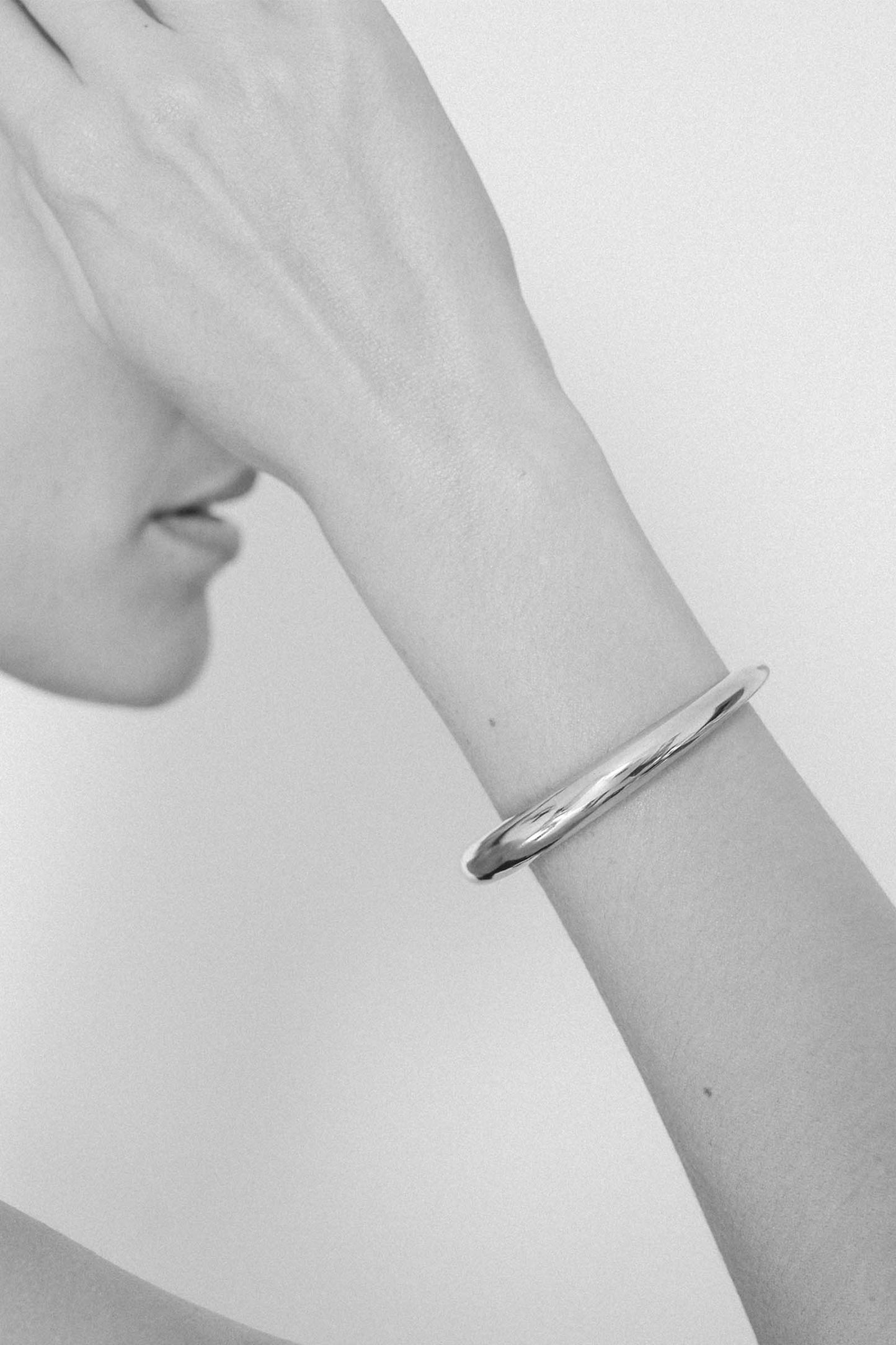 The Nico Ovo Bangle