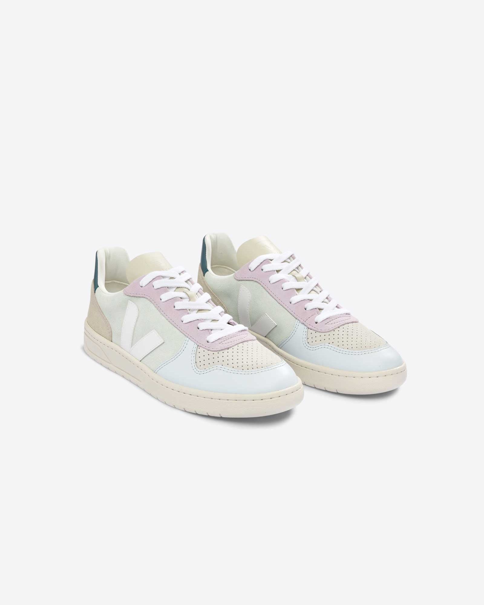 V-10 Suede